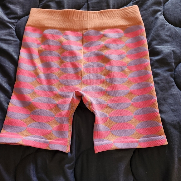 Fabletics - Picture 2 of 3